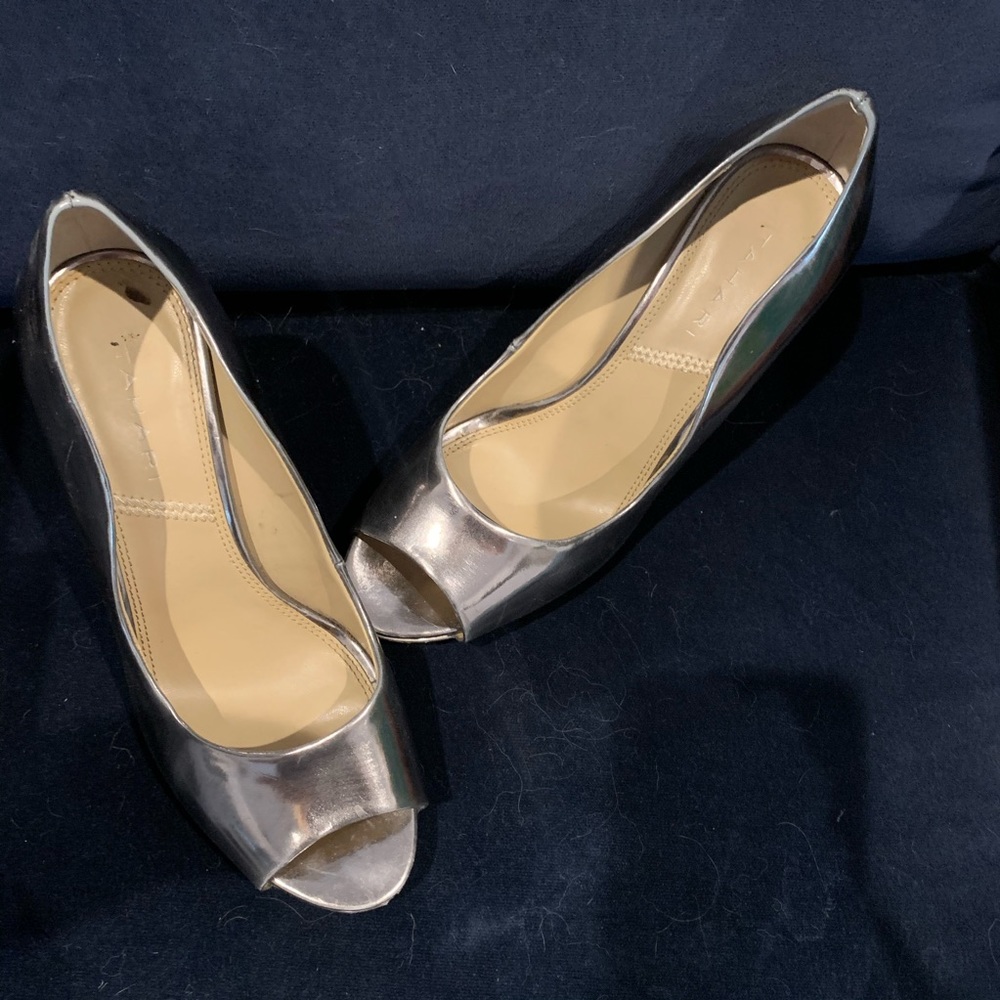 Metallic Tahari peek toe pumps